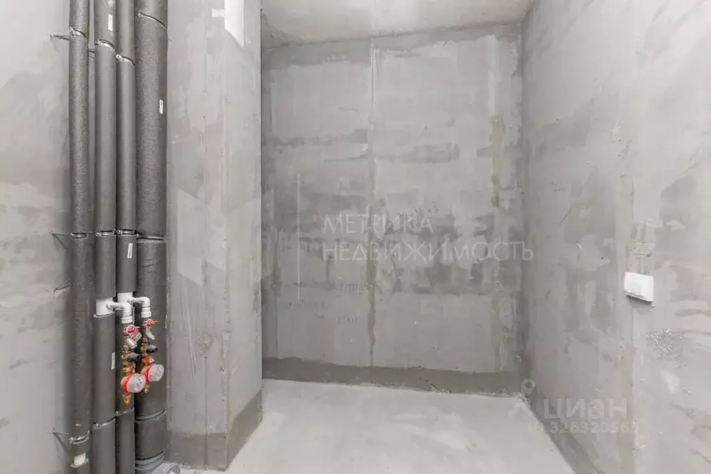 1-к кв. Тюменская область, Тюменский муниципальный округ, с. Горьковка ... - Фото 1