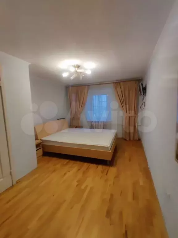 4-к. квартира, 138 м, 9/10 эт. - Фото 1