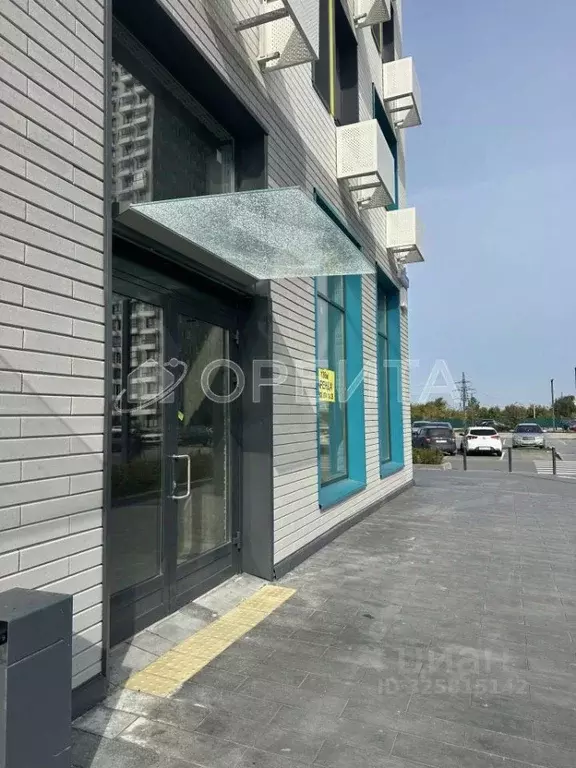 Помещение свободного назначения в Тюменская область, Тюмень Полевая ... - Фото 1