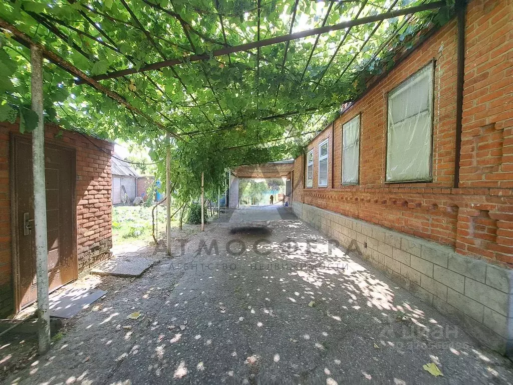 Дом в Краснодарский край, Апшеронский район, Кубанское с/пос, Калинина ... - Фото 2