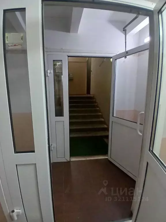 3-к кв. Красноярский край, Красноярск ул. Елены Стасовой, 25 (100.0 м) - Фото 2