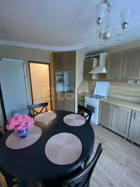 3-к кв. Ростовская область, Таганрог Вишневая ул., 15-8 (68.0 м) - Фото 1