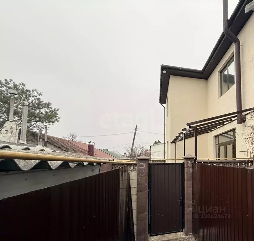 3-к кв. Крым, Симферополь пер. Карьерный (150.0 м) - Фото 1