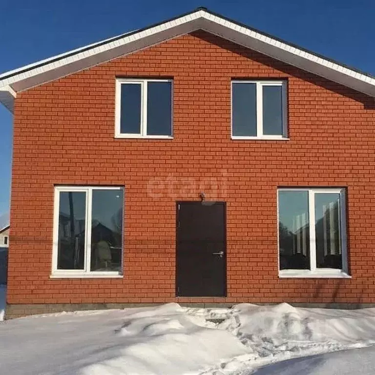 Дом в Башкортостан, Стерлитамакский район, Отрадовский сельсовет, с. ... - Фото 2