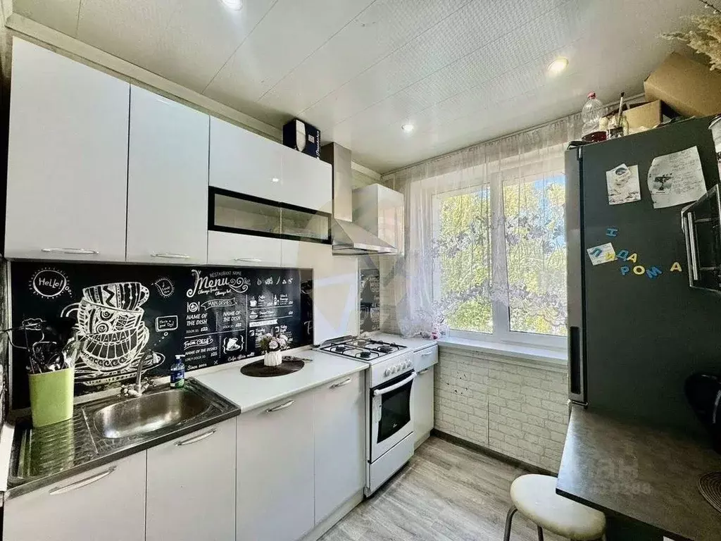 2-к кв. Белгородская область, Старый Оскол Приборостроитель мкр, 19 ... - Фото 1