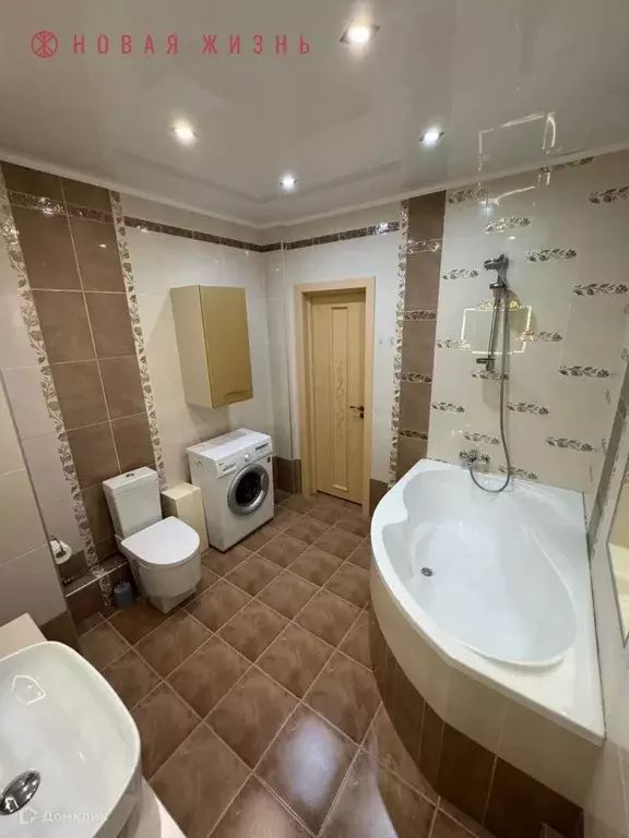 Продаётся 2-к квартира, 75 м - Фото 1