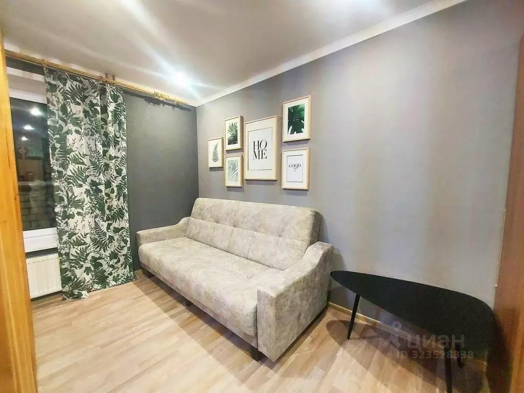 1-к кв. Тюменская область, Тобольск 15-й мкр, 39 (25.0 м) - Фото 1