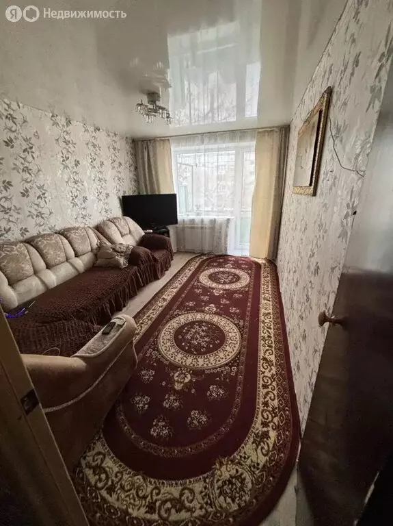 3-комнатная квартира: Еманжелинск, улица Ленина, 21 (58.2 м) - Фото 2