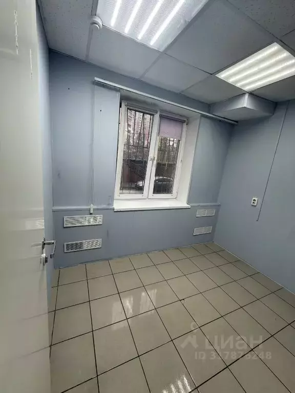 Помещение свободного назначения в Челябинская область, Челябинск ул. ... - Фото 2