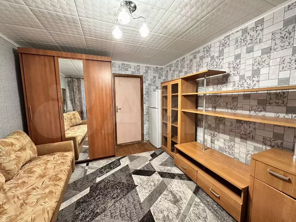 Комната 14,1 м в 6-к., 4/4 эт. - Фото 1