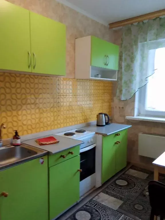1-к. квартира, 38 м, 4/17 эт. - Фото 0