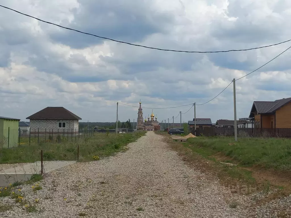 Участок в Калужская область, Боровский муниципальный округ, д. Красное ... - Фото 1