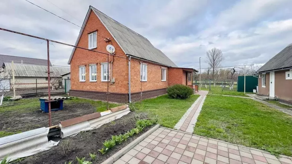 Дом в Белгородская область, Яковлевский муниципальный округ, с. ... - Фото 1