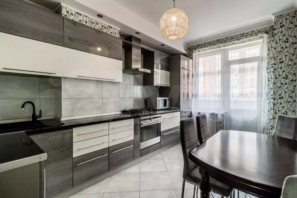 3-к. квартира, 76 м, 5/9 эт. - Фото 0