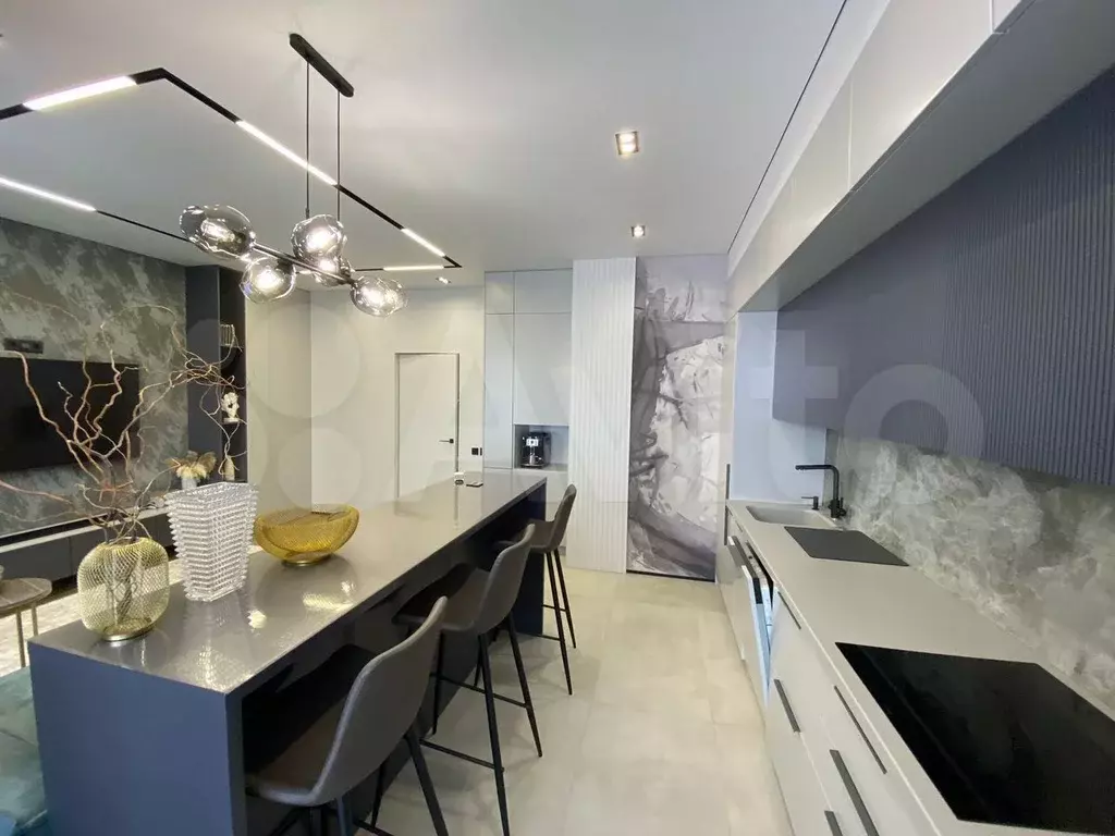 3-к. квартира, 90 м, 15/25 эт. - Фото 1