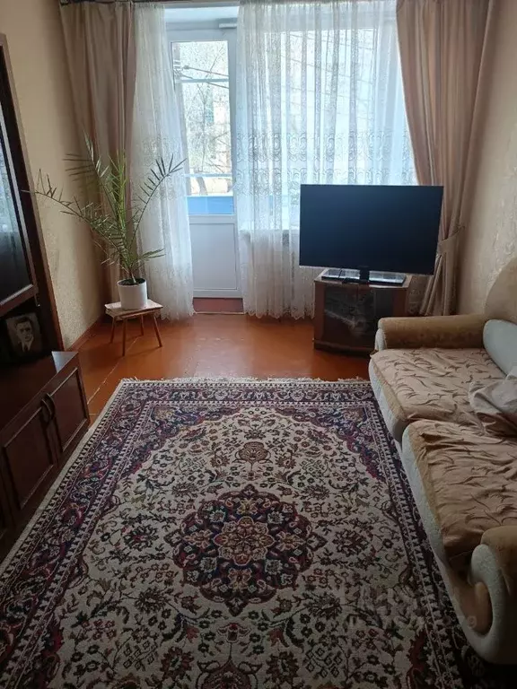 3-к кв. Волгоградская область, Волгоград ул. Чебышева, 52 (56.0 м) - Фото 0