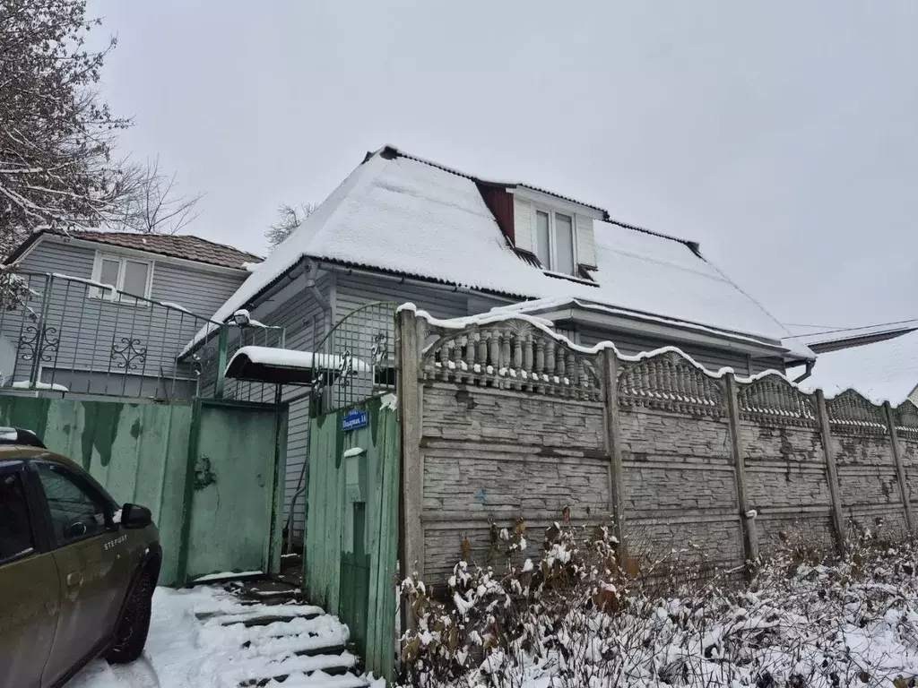 Дом в Брянская область, Брянск Подарная ул. (176 м) - Фото 0