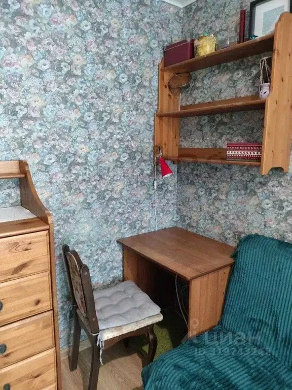 Комната Свердловская область, Екатеринбург ул. Металлургов, 2 (13.0 м) - Фото 1