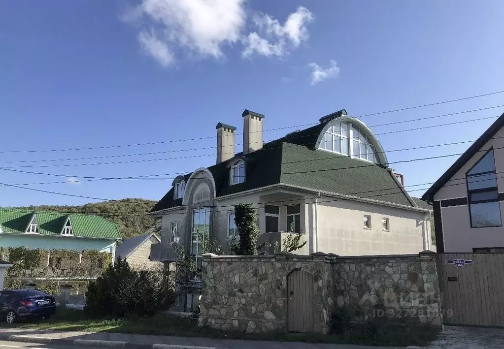 Дом в Краснодарский край, Геленджик городской округ, с. ... - Фото 1