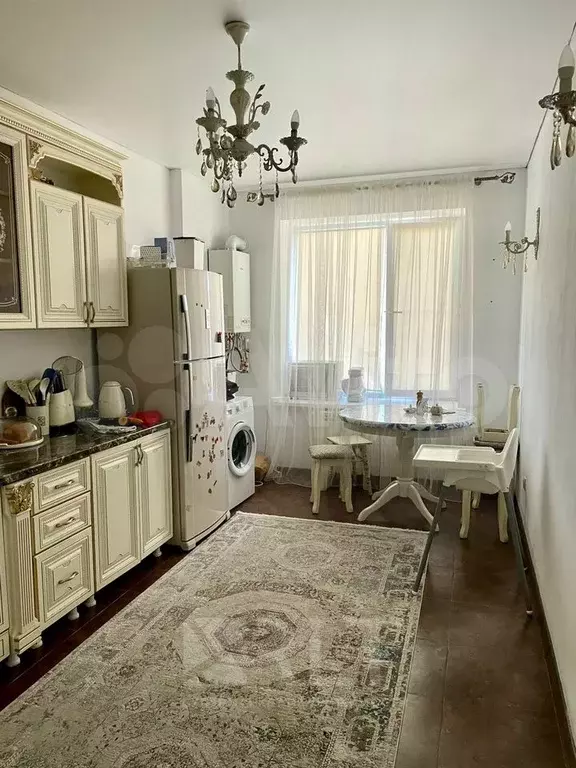 2-к. квартира, 80 м, 8/8 эт. - Фото 0