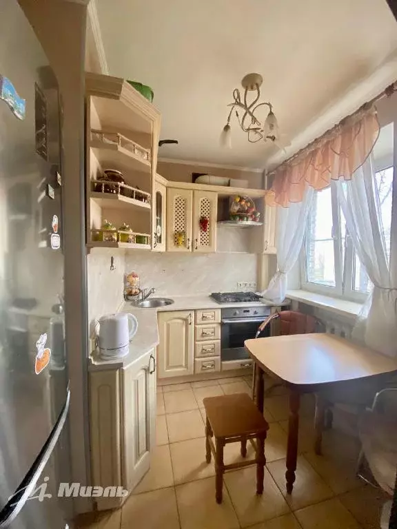 Продается 2-комнатная квартира - Фото 1