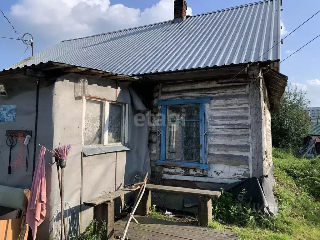 Дом в Кемеровская область, Междуреченск ул. Новаторов, 67 (40 м) - Фото 0