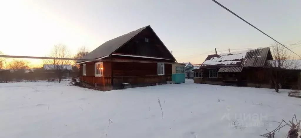 Дом в Приморский край, с. Чугуевка ул. 1-я Набережная, 21 (85 м) - Фото 1