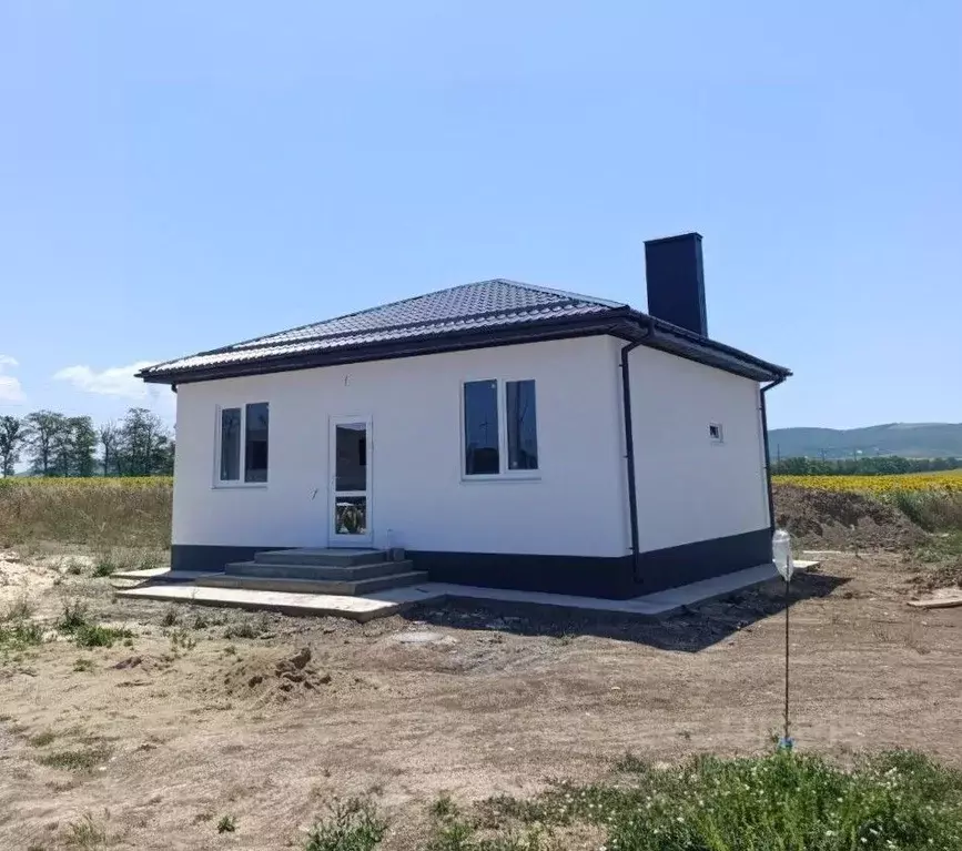 Дом в Краснодарский край, Темрюк Лиманная ул., 7 (90 м) - Фото 1