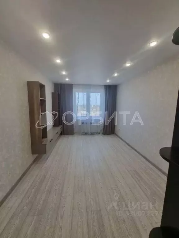 1-к кв. Тюменская область, Тюмень ул. Алексея Леонова, 32 (33.0 м) - Фото 2