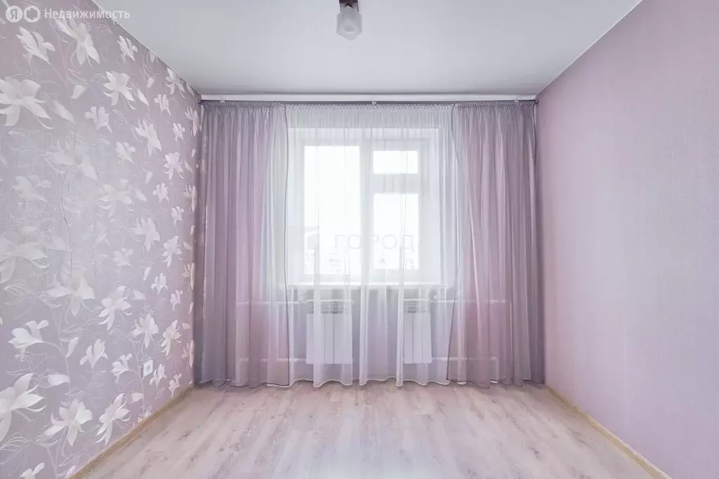 3-комнатная квартира: посёлок Светлый, 15 (67.7 м) - Фото 2