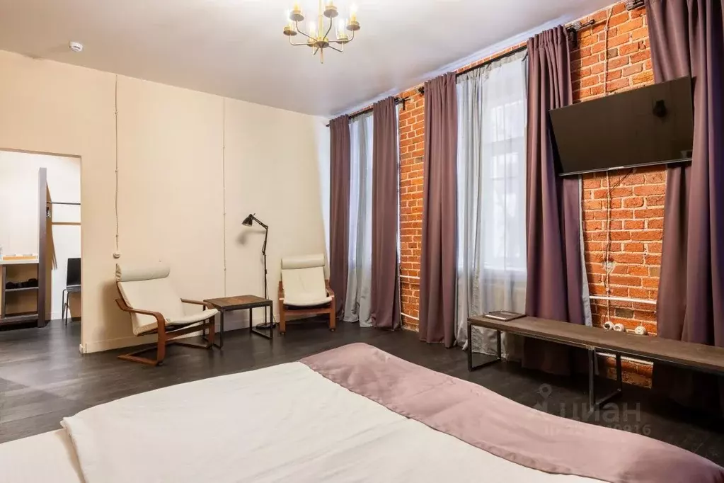 Комната Москва ул. Девятая Рота, 16 (30.0 м) - Фото 1