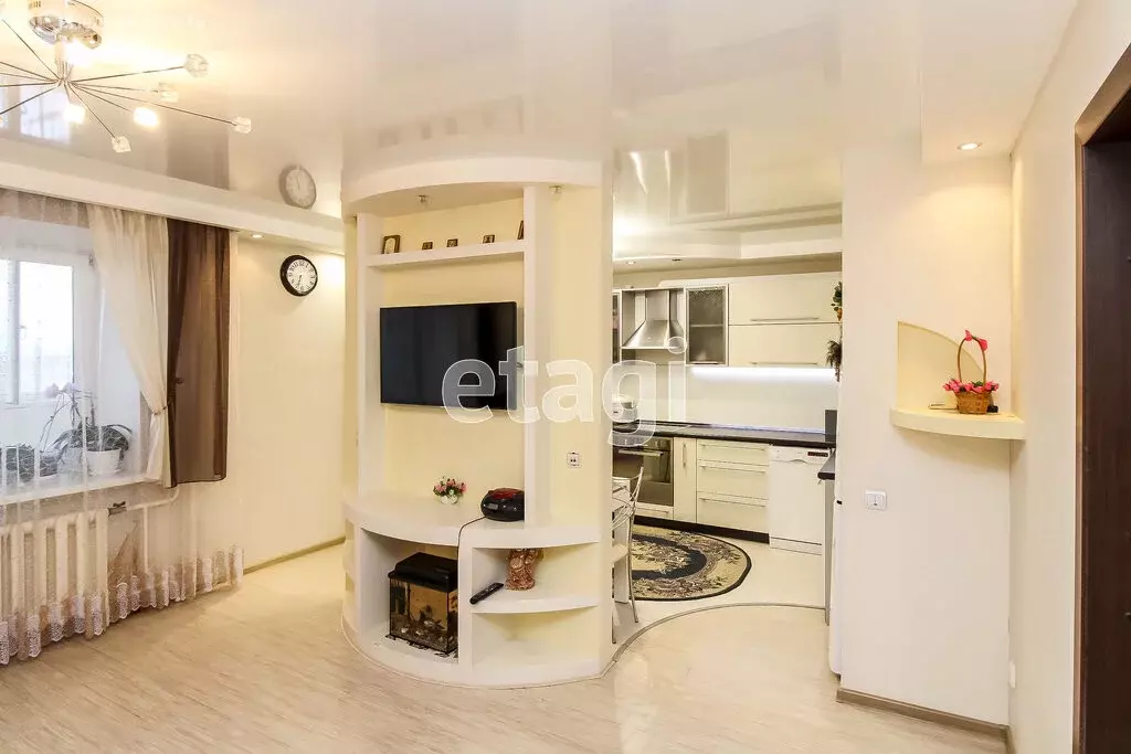 3-комнатная квартира: микрорайон Мелиораторов, улица Мелиораторов, 1 ... - Фото 2