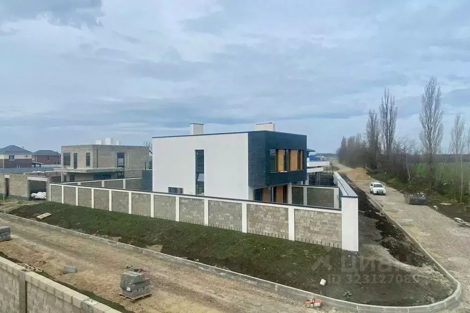 Дом в Краснодарский край, Краснодар ул. Скандинавская (200 м) - Фото 1