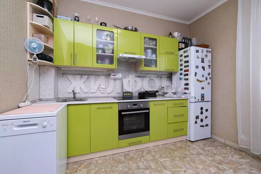 2-к кв. Новосибирская область, Новосибирск Приморская ул., 5 (57.3 м) - Фото 1