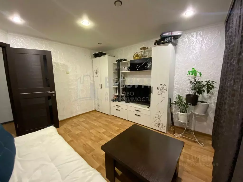 2-к кв. Татарстан, Нижнекамск просп. Химиков, 70Б (45.1 м) - Фото 0