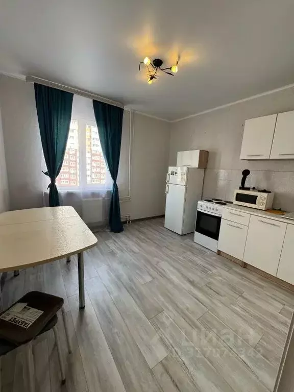 2-к кв. Оренбургская область, Оренбург ул. Дорофеева, 3 (75.0 м) - Фото 0