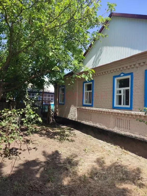 Дом в Ростовская область, Октябрьский район, Красюковская сл. Западный ... - Фото 2
