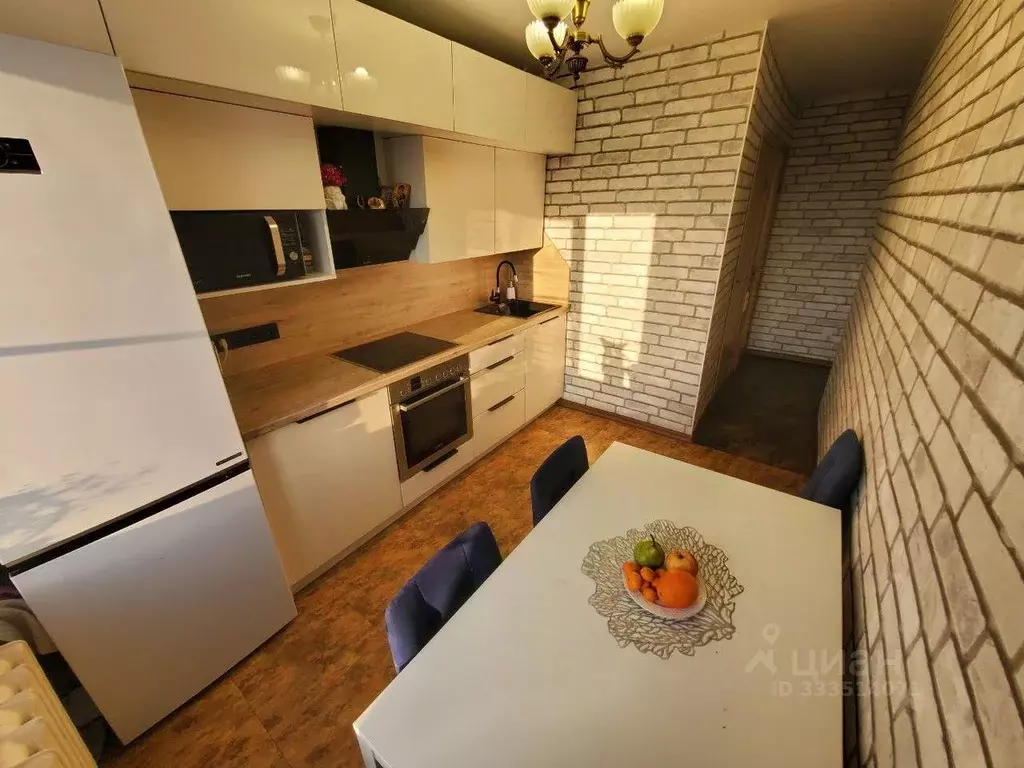 4-к кв. Иркутская область, Иркутск ул. Бородина, 23 (64.3 м) - Фото 2