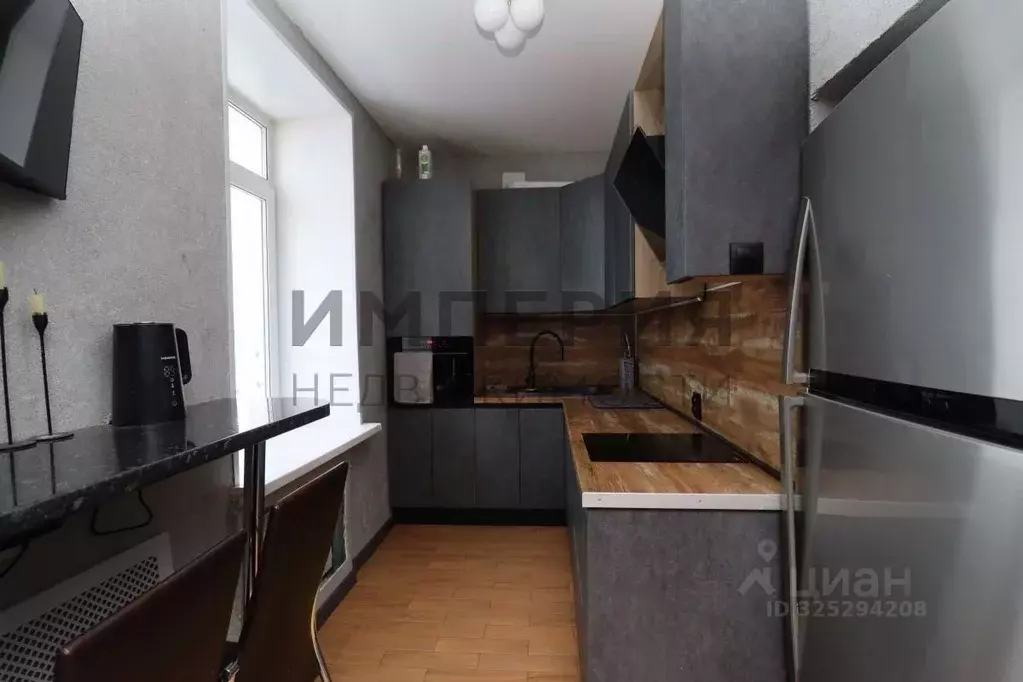 2-к кв. Магаданская область, Магадан Портовая ул., 5 (58.0 м) - Фото 1