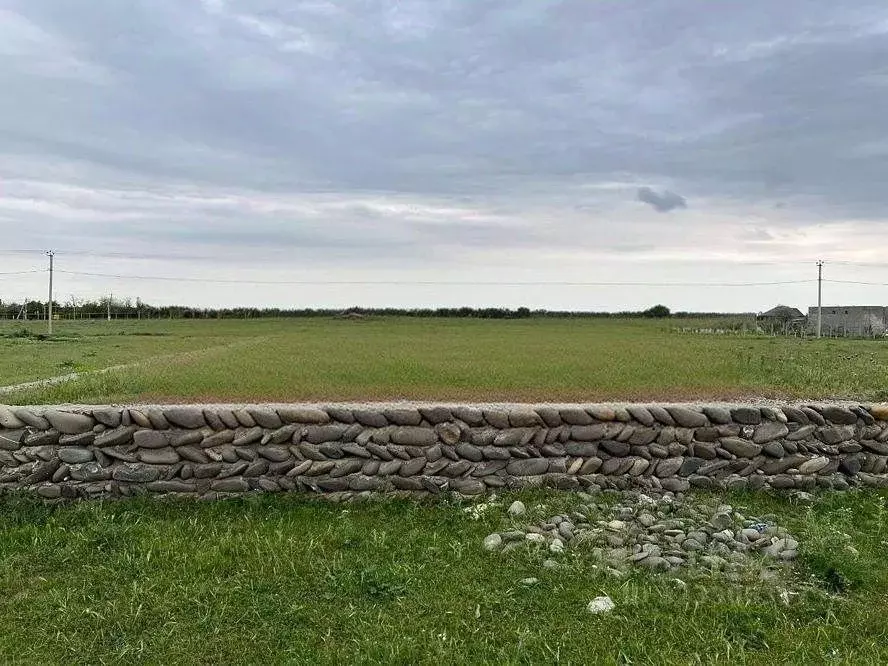 Участок в Дагестан, Кизилюртовский район, с. Стальское ул. Гаджи ... - Фото 1