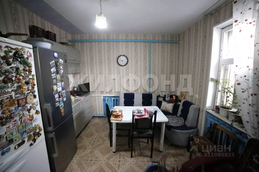 Дом в Новосибирская область, Ордынское рп ул. Октябрьская (94 м) - Фото 1