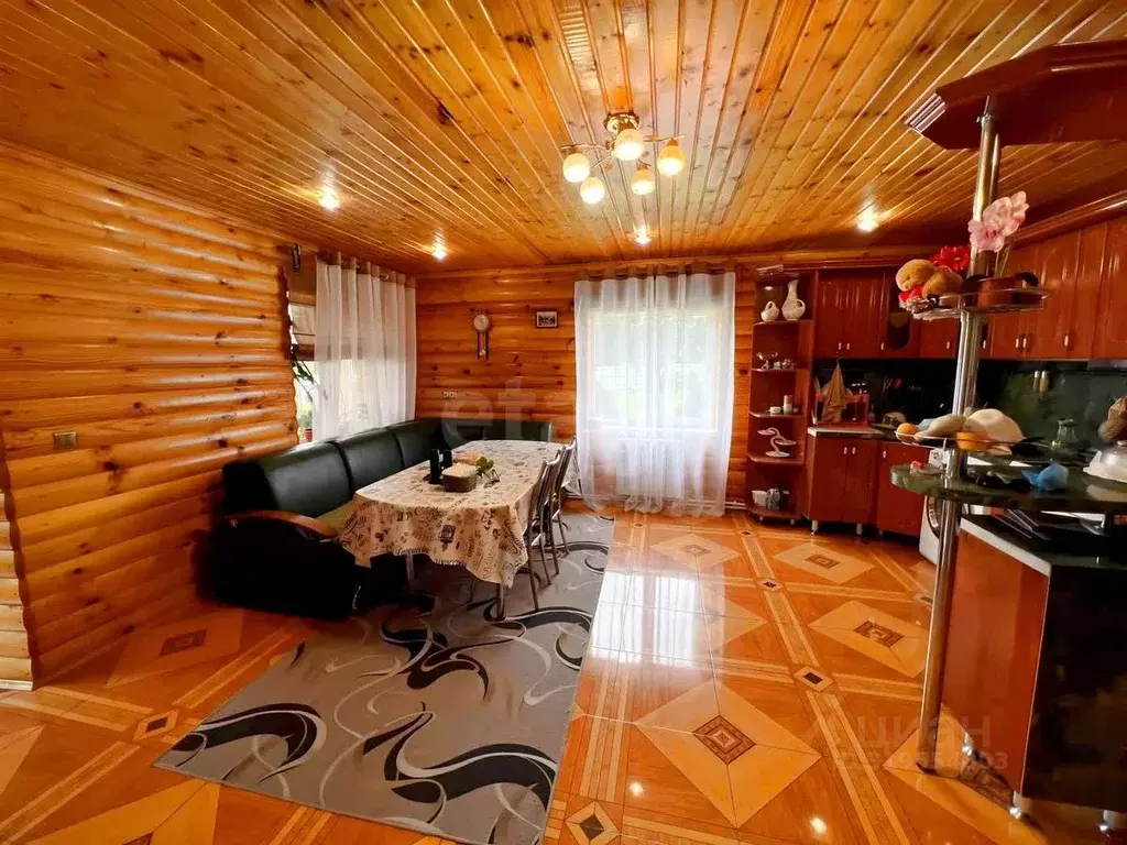 Дом в Костромская область, Красносельский район, Подольское с/пос, с. ... - Фото 1