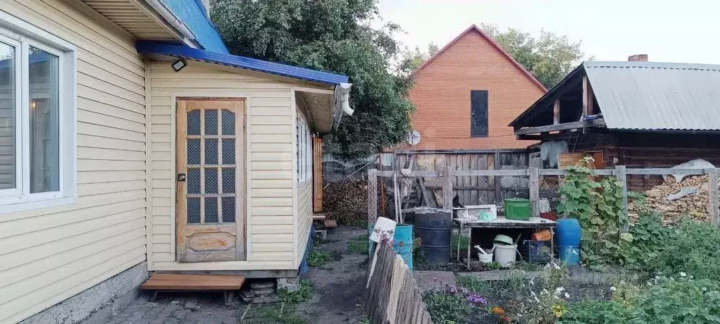 Дом в Кемеровская область, Кемерово Крупской пер. (120 м) - Фото 1