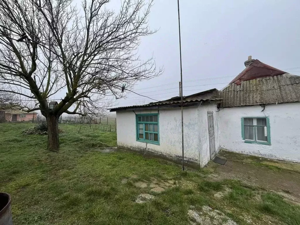 Дом в Крым, Кировский район, с. Владиславовка ул. Лермонтова, 33 (67 ... - Фото 1