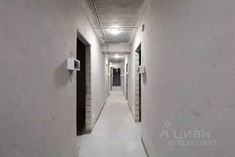 1-к кв. Калининградская область, Калининград ул. Сержанта Мишина, 83к1 ... - Фото 0