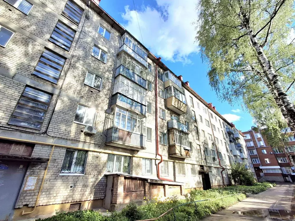 2-к кв. Марий Эл, Йошкар-Ола Якова Эшпая ул., 154 (42.4 м) - Фото 0