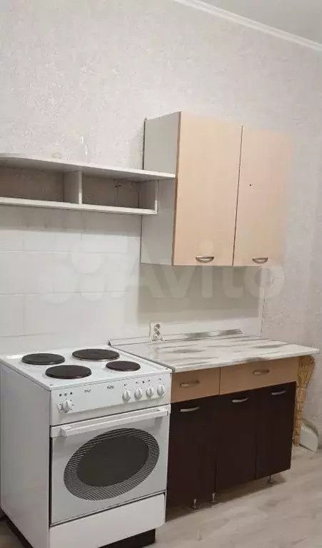 1-к. квартира, 40 м, 4/10 эт. - Фото 0