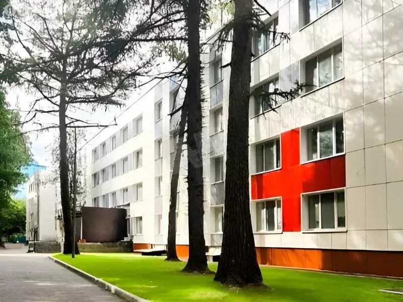 Помещение свободного назначения (1300 м) - Фото 1