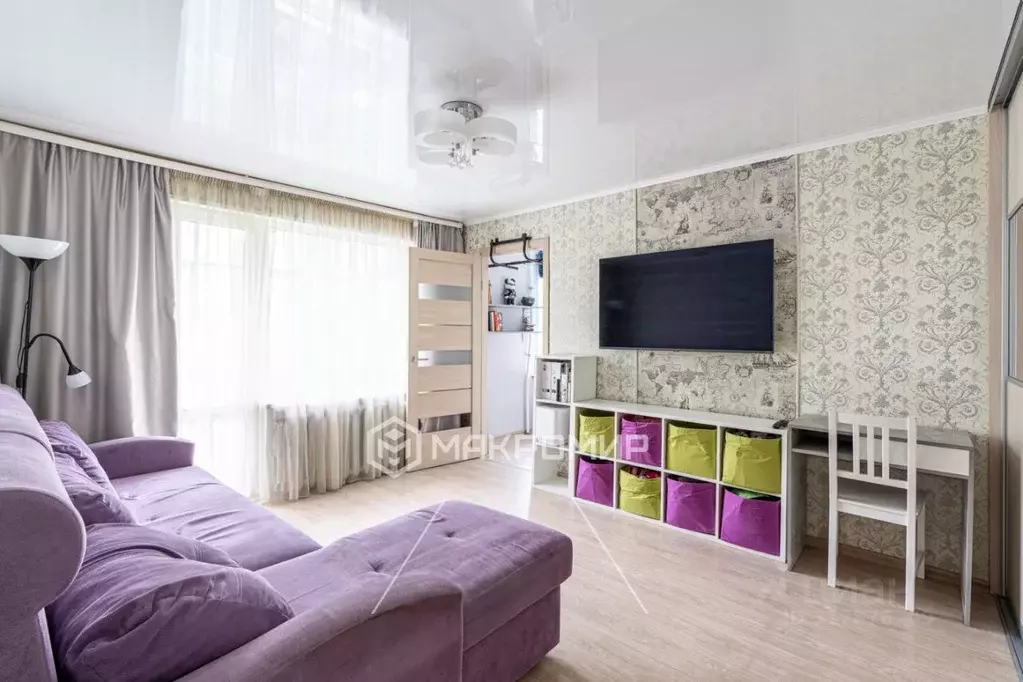2-к кв. Татарстан, Казань ул. Братьев Касимовых, 46 (37.0 м) - Фото 0