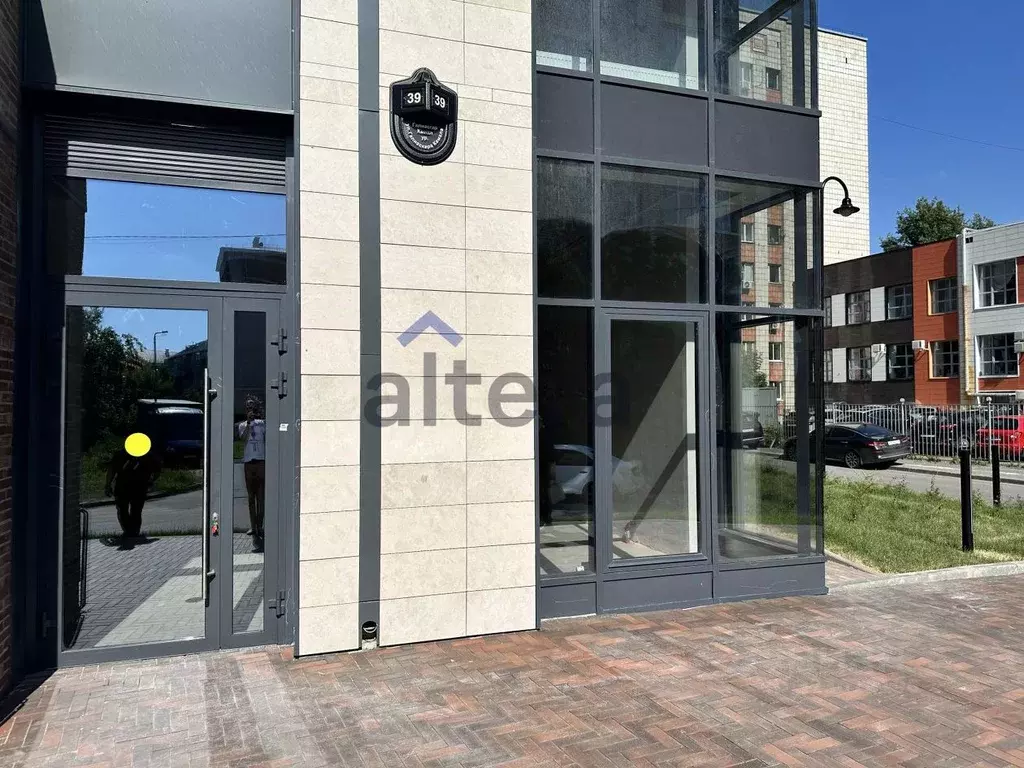 Помещение свободного назначения в Татарстан, Казань ул. Галиаскара ... - Фото 1